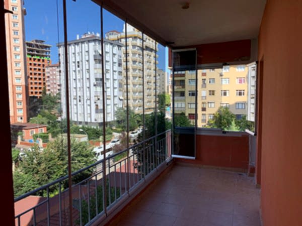 Katalanır Cam balkon Calışmamız Bostancı