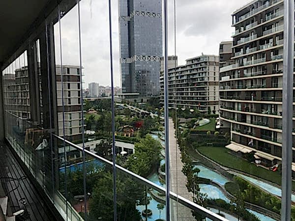 Sur Yapı Exsen istanbul Cam Balkon calışmamız iceriden görünüm