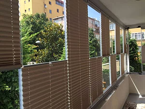 Pileli sineklik ince seri yatay acılım