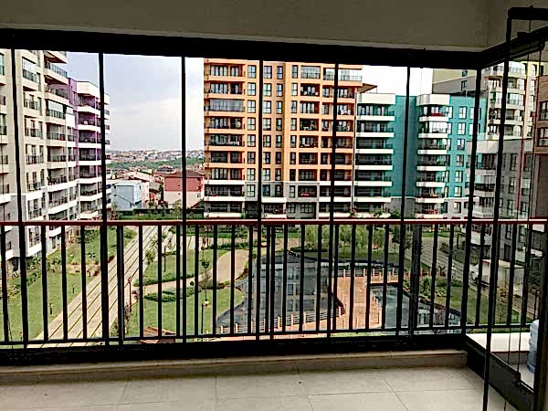 Antrasit gri Aydos Sitesi S blok Cam Balkon ic Görünüm